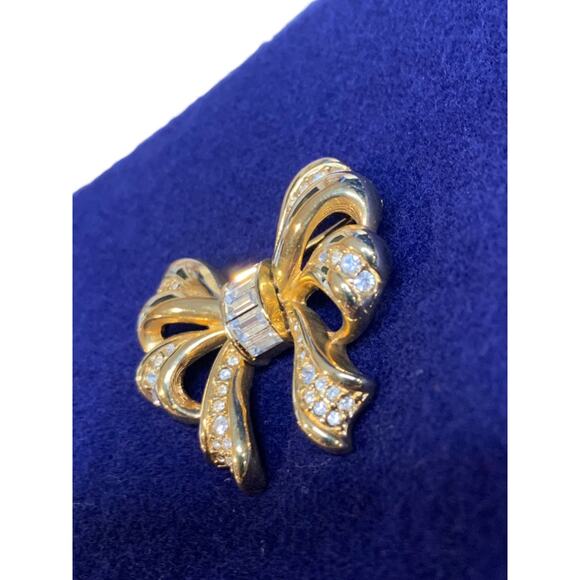 Goldtone Embellished Bow Brooch Pin 1.6 Inch - Picture 4 of 6
